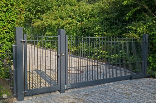 Tür-Toranlage Sülldorf